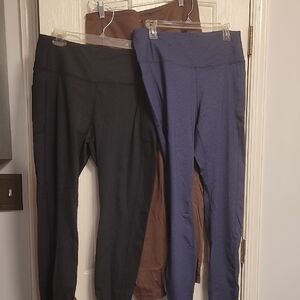3 Pair of Mondetta Spandex Athletic Leggings With Pockets